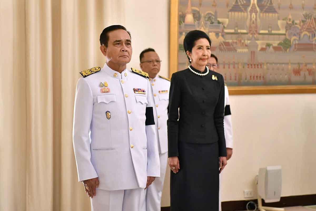 Премьер министр короли. Премьер-министра Таиланда Праюта Чан-очи. Глава правительства Таиланда Прают Чан-Оча. Маха Вачиралонгкорн. Таиланд Чан Оча.