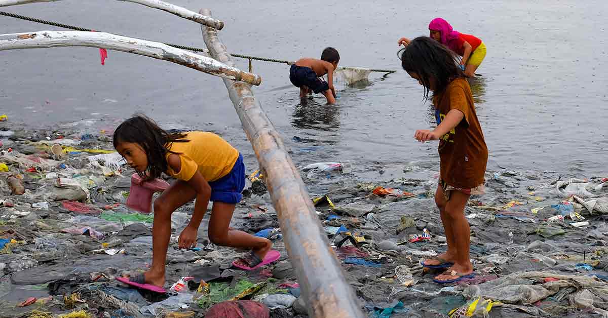 Polluted Manilla Bay